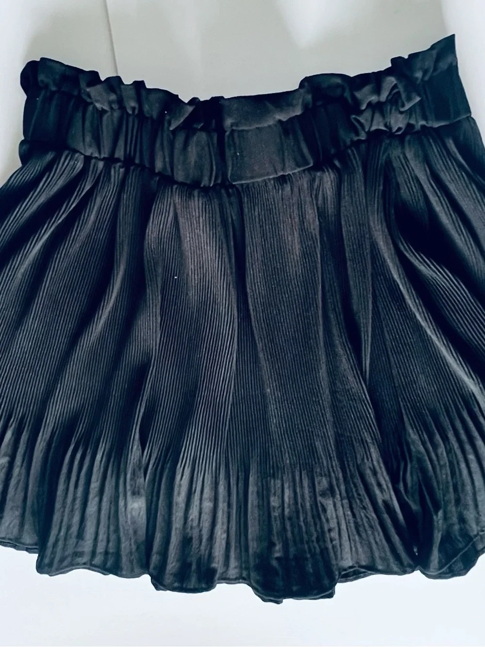 Odd Sz 3XL forBlack Pleated Women's Skirt - Lightweight Ruffled Mini